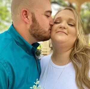 Meet your Posher, Janelle